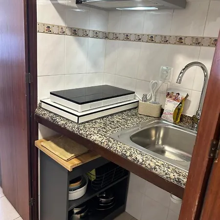 Sunstudio Tarik Al Apartament *